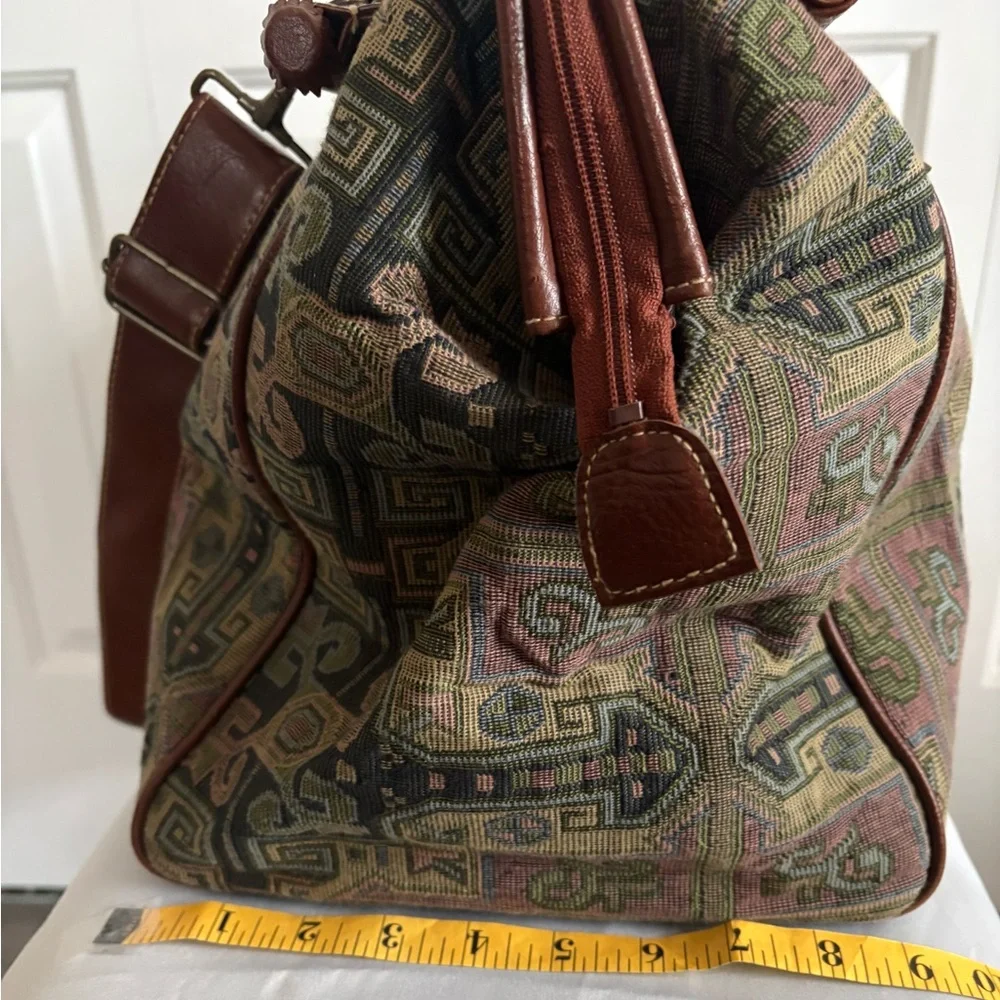 CAPEZIO, Vintage Faux Leather Multicolor Carpet Bag Style Weekend Travel Bag